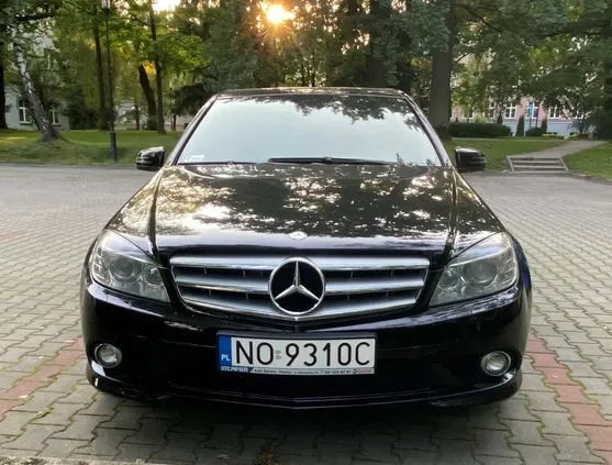 samochody osobowe Mercedes-Benz Klasa C cena 55500 przebieg: 108500, rok produkcji 2009 z Toruń